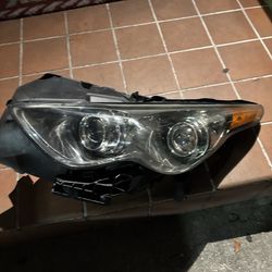 Left front light for infinity qx70 Fx 35