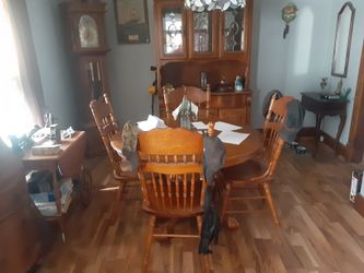 Dining Room Table And Hutch
