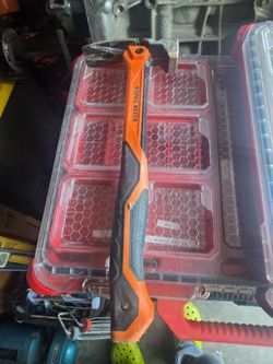 22oz Klein framing hammer