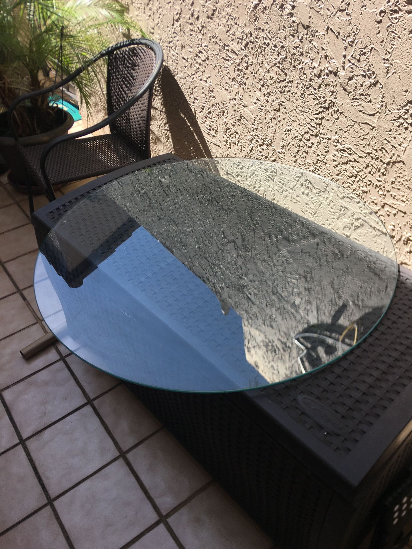 Glass Top Table Round