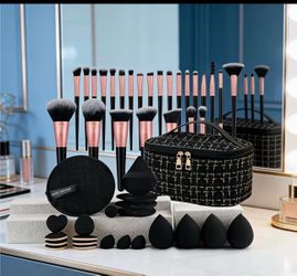 Makeup set!