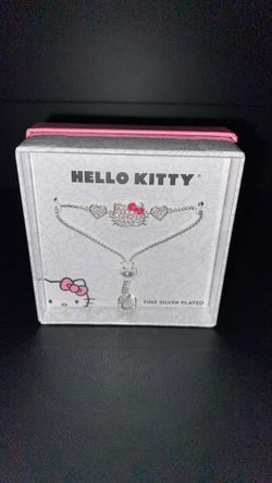 HELLO KITTY HEARTS BRACELET by Sanrio 