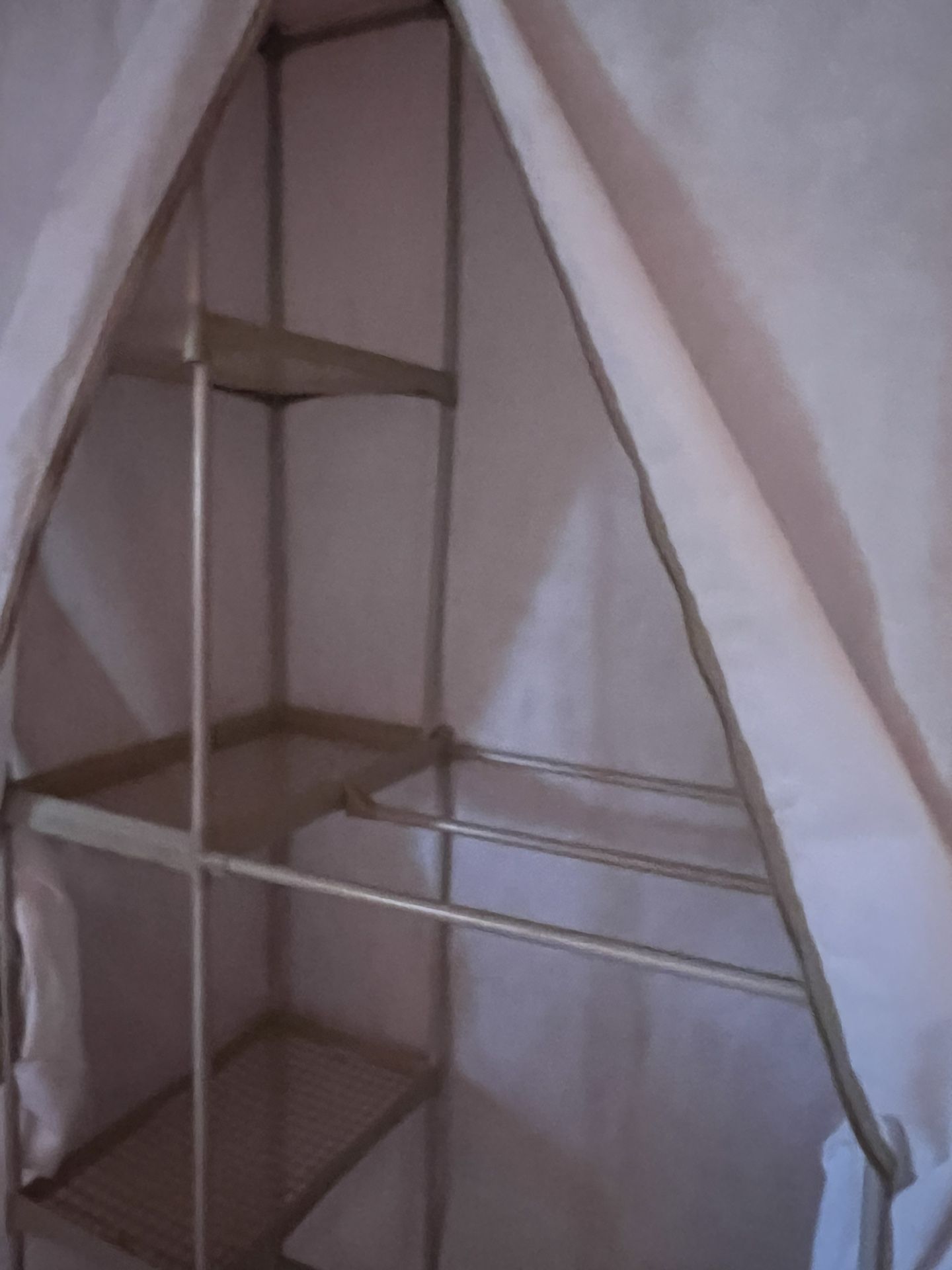 Zippable Shelve Closet 