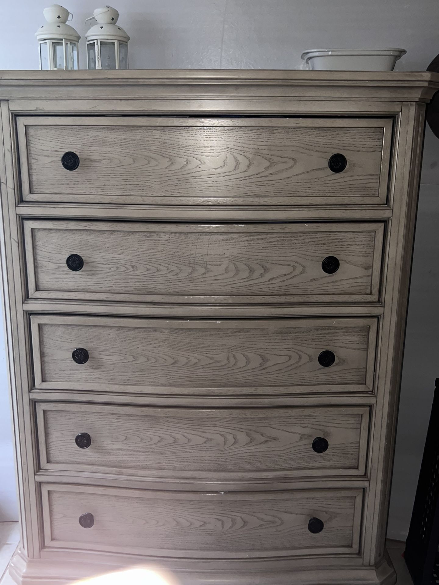 Ashley Demarlos Chest in Parchment White