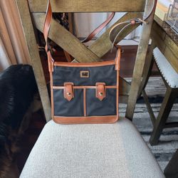 Dooney & Bourke Wayfarer Crossbody Bag
