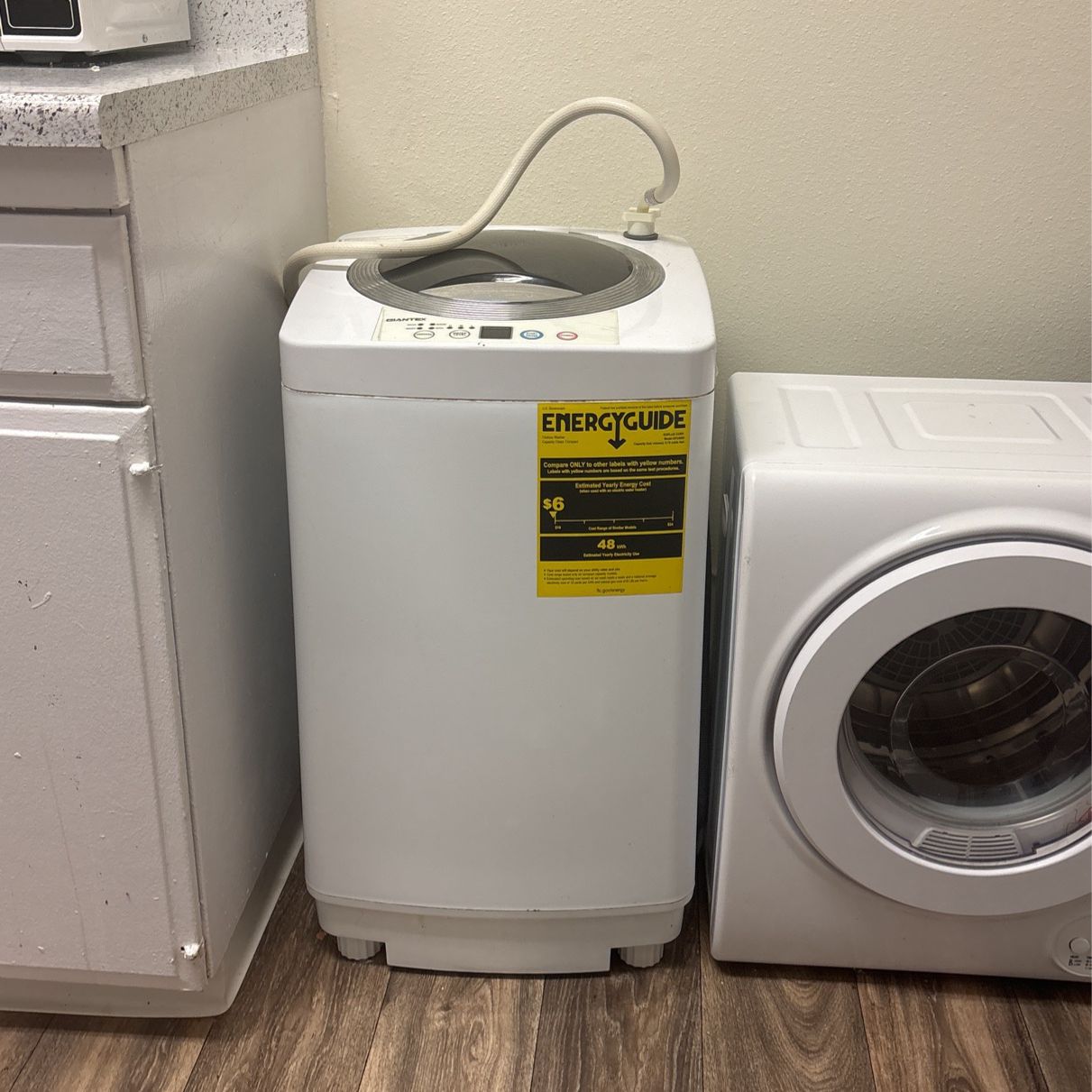 Apt Sized Washer And Dryer 