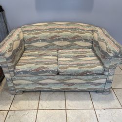 FREE Sturdy Comfy SOFA-COUCH - No Rips Or Stains