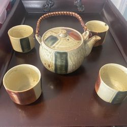 Beautiful Tea Pot Set!