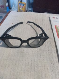 Vintage Safety Glasses Roust -About
