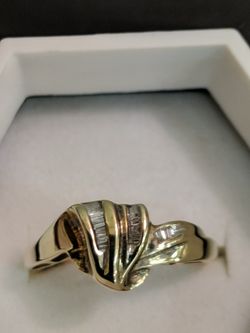 10k DIAMOND RING