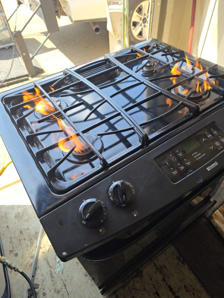 Stove In Good Condition Working