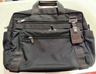 Tumi Carr Commuter Expansion Briefcase