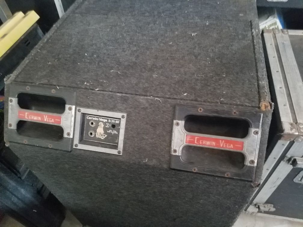 Cerwin- Vega B-36 MF