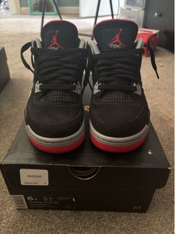 Retro Jordan 4s Breds 6y