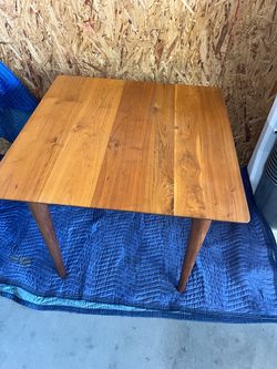 Mid-Century Modern Square Coffee Table in the Style of Paul McCobb