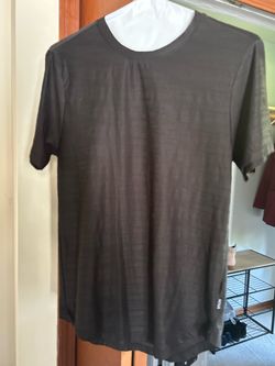 Nova black shirt/size medium
