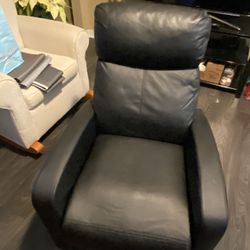 Black Recliner 