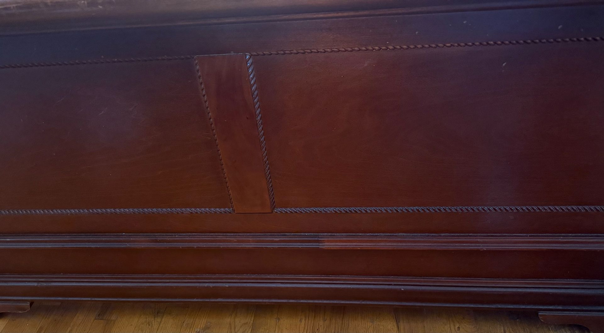 Queen bedroom set