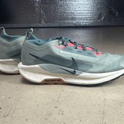 Nike Gore-Tex Trail Running Shoes US 12