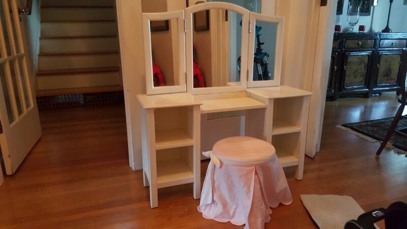 Pottery Barn Kids Madeline Play Vanity – ASA College: Florida