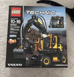 5 2015-2016 RETIRED LEGO TECHNIC SETS
