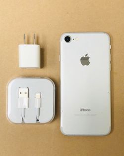 iPhone 7 32GB Factory Unlocked