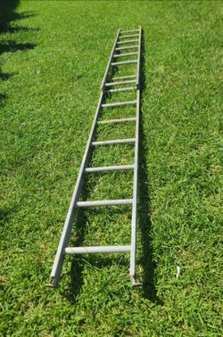 15" ft. Aluminum Extension Ladder
