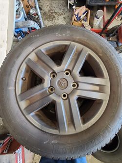 Toyota Tundra rims and tires