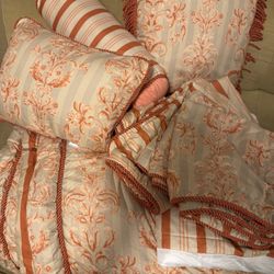 Highgate Manor King Comforter Set