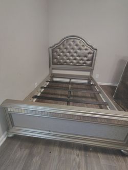 Full Size Bedframe