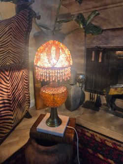 Retro Boho-Chic Table Lamp – Beaded and Amber Glass Shade
