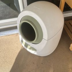 Leo’s Loo Too Litter Box