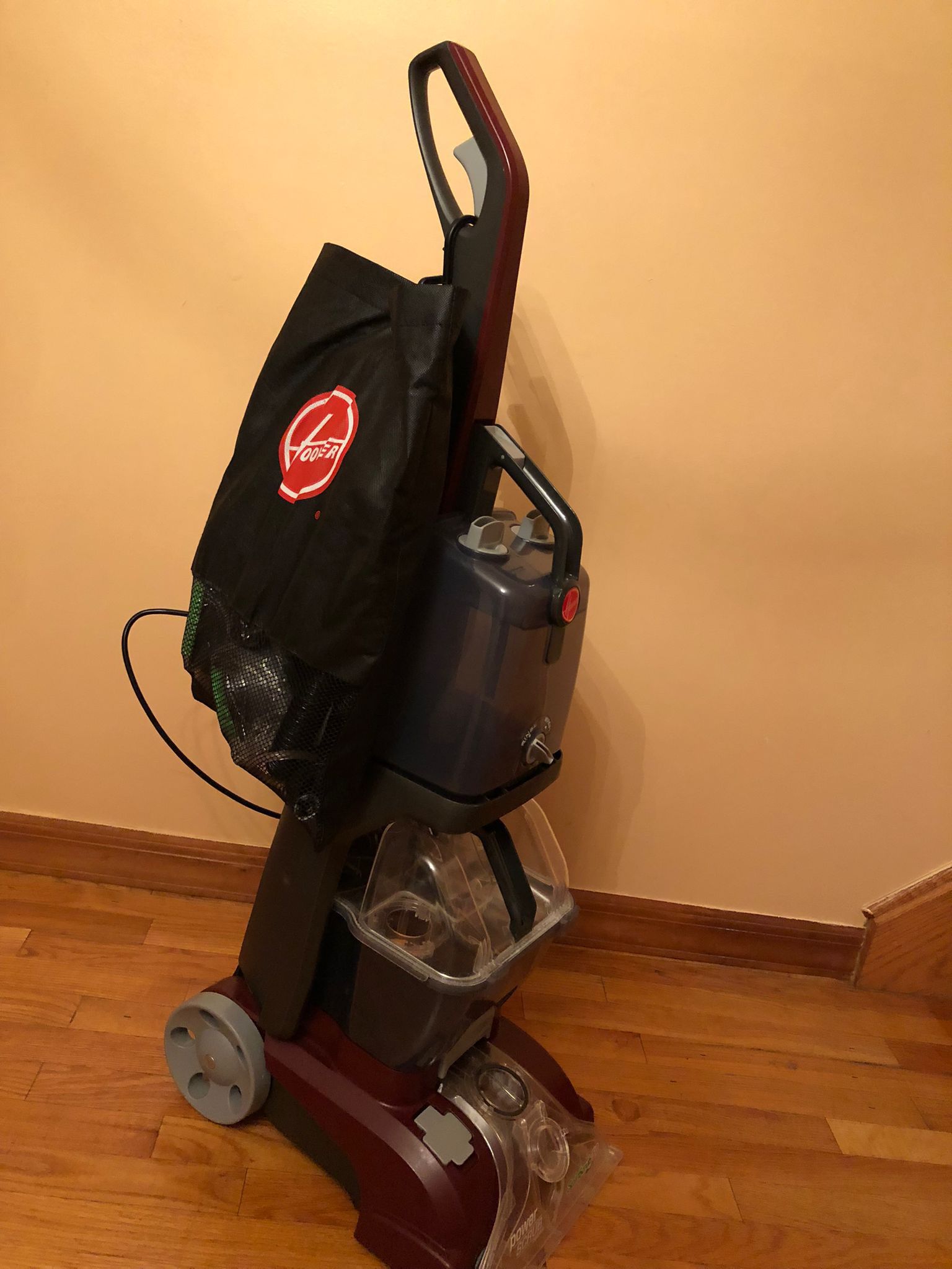 Hoover PowerScrub Deluxe Carpet Cleaner Machine for Carpet and Upholstery Deep Cleaning Carpet Shampooer Carpet Deodorizer and Pet Stain Remover F