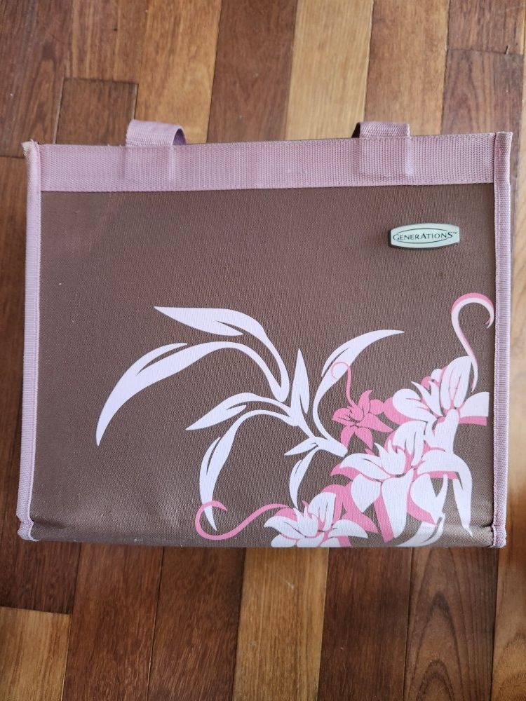 Crafting Bag Contains Pin Cushion Side And The Other Side Has Sections To Help Organize Needles