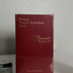 Baccarat Rouge 540 Cologne 