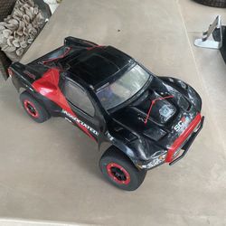 Team Associated Rc Car 