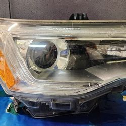 2017 GMC ARCADIA LEFT HEADLIGHT