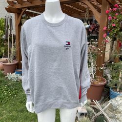 Tommy “Girl” Hilfiger