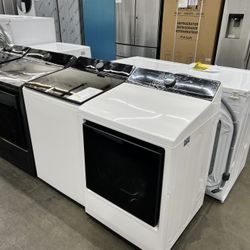 Onsale! LG 5.5 cuft top load washer and gas dryer high efficiency 