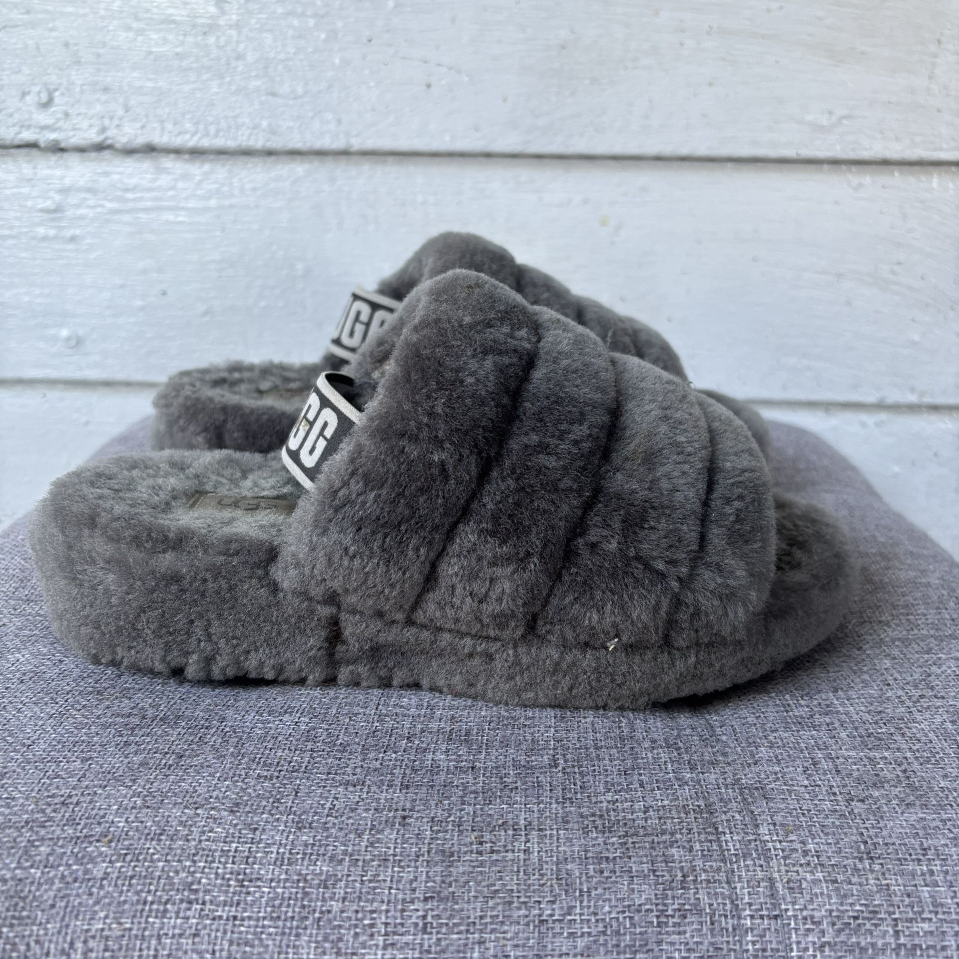 UGG Fluff Yeah Slides Charcoal Grey | Women’s Size 6