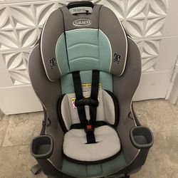 Graco Extend2fit Carseat 3-1
