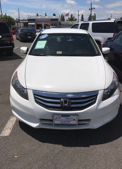 2012 Honda Accord! Clean!