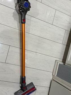 Dyson V8 Absolute Cordless Stick Vacuum