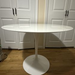 Knoll Marble Top