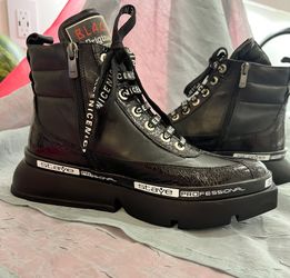 Stylish women’s shoes leather.size 6,5 ;7,0. $145