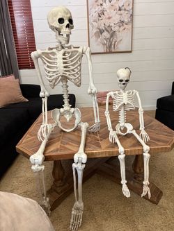 Halloween skeletons