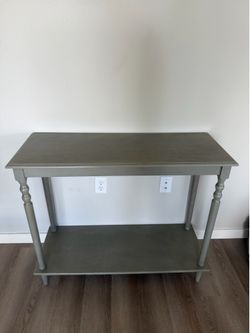 Decorative table