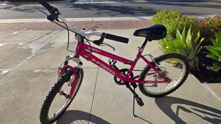 Size 20 Bike, for ages 5 to 8. In a great shape