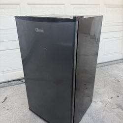 Mini Fridge!