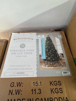 Wondershop 7.5 ft Virginia Pine Un-Lit Christmas Tree